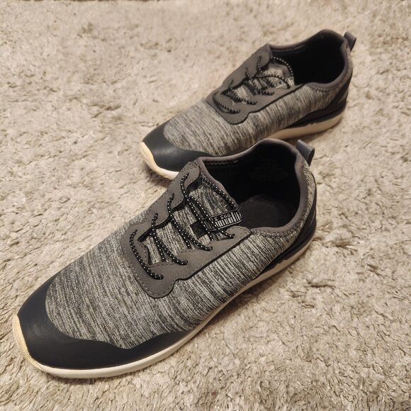 H&M Trainers (4Y) - Picture 1 of 9